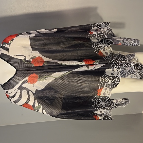 Victoria Harbour Dia De Los Muertos Sheer Mesh Skeletons Cape One Size - Picture 2 of 8